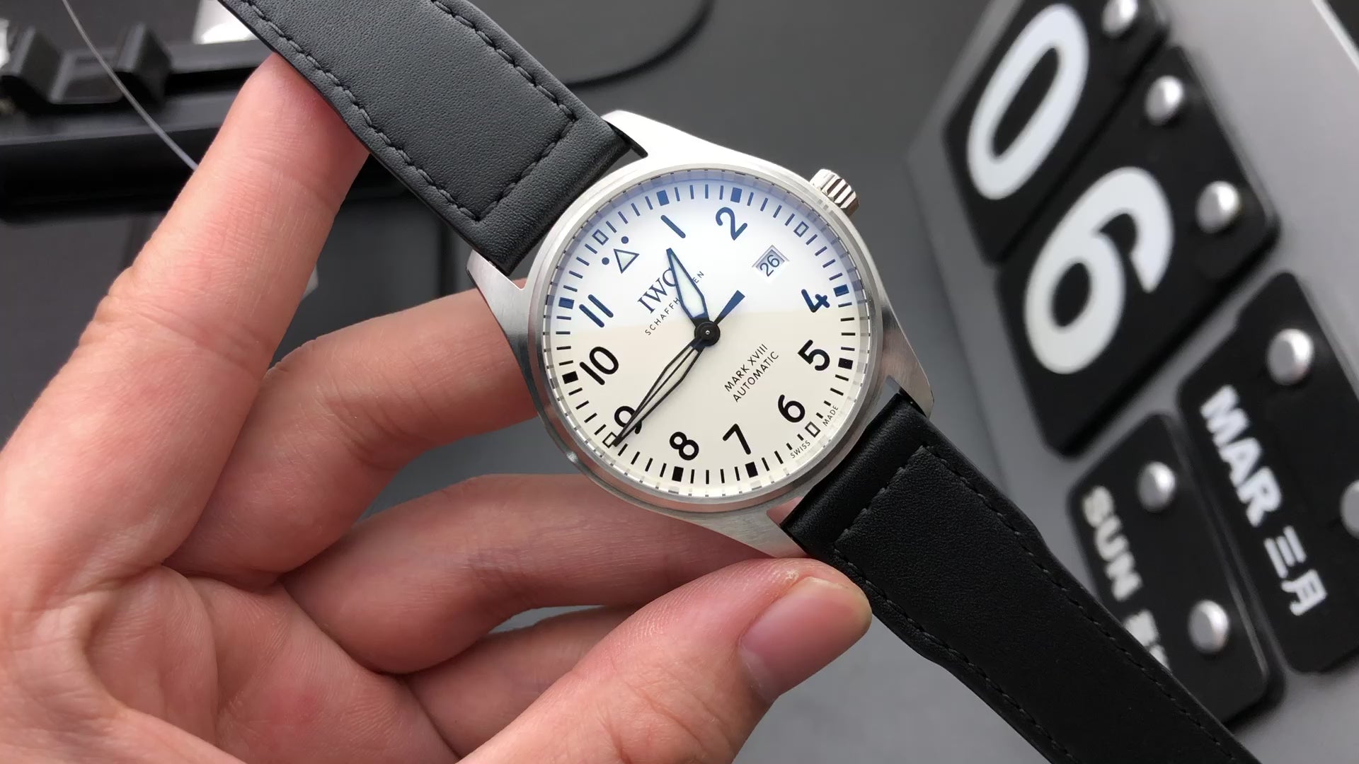 White Mark XVIII